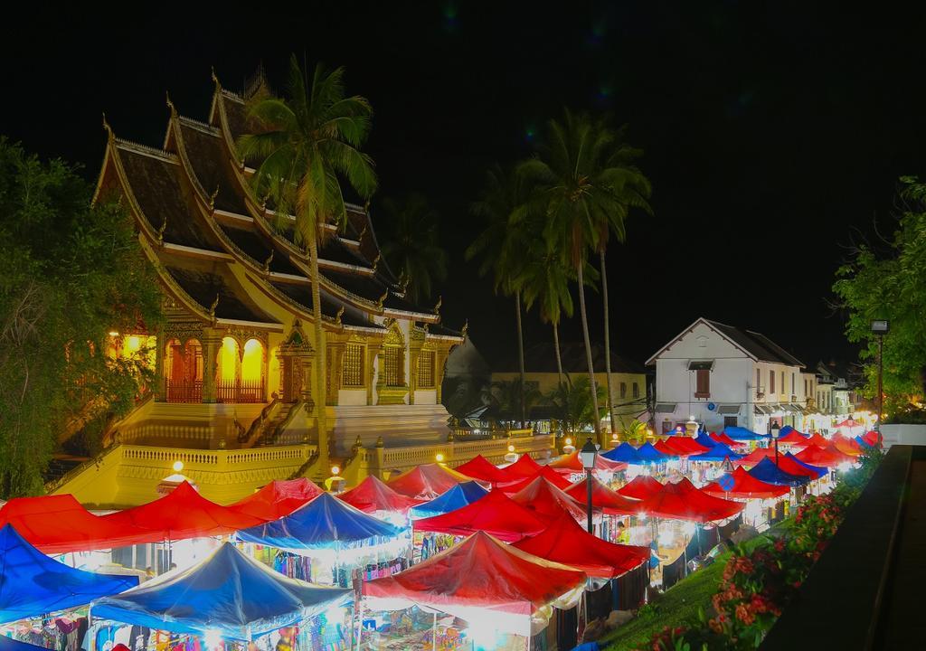 לואנג פרבאנג Royal Peacock Boutique Hotel מראה חיצוני תמונה
