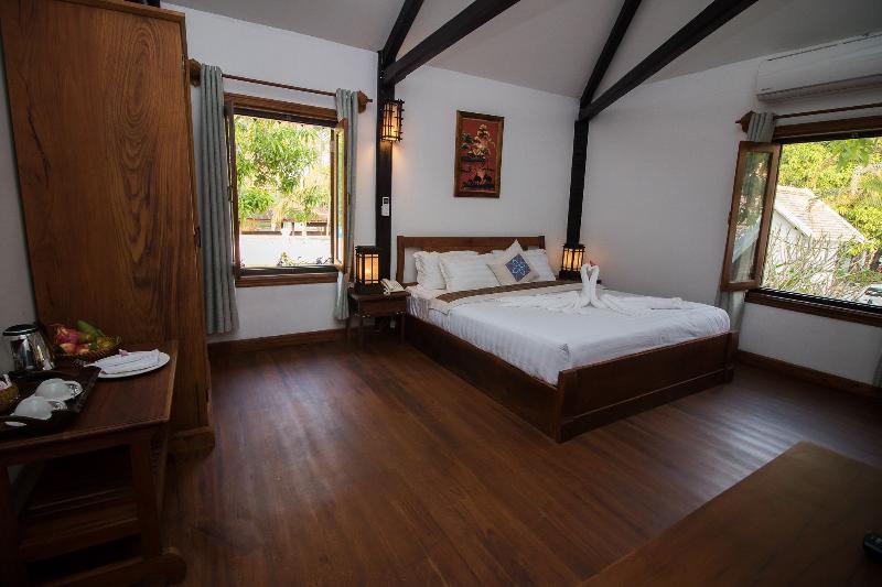 לואנג פרבאנג Royal Peacock Boutique Hotel מראה חיצוני תמונה